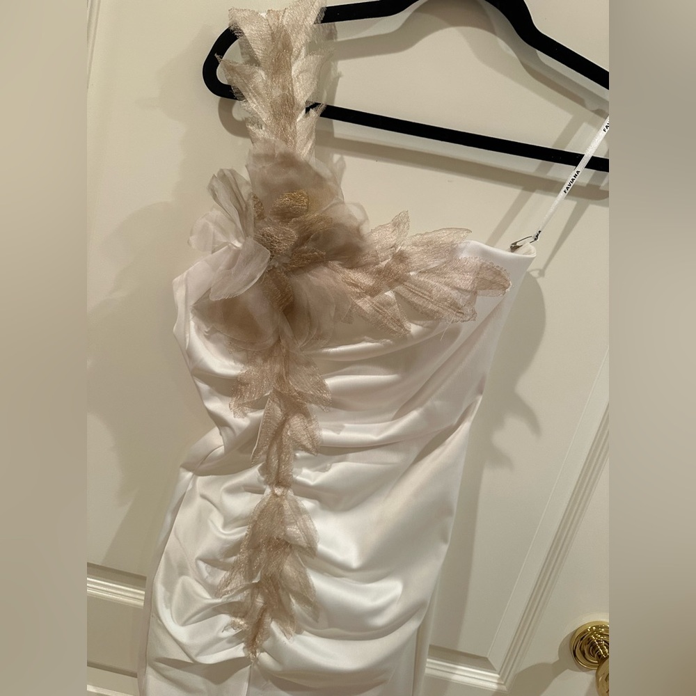 Faviana Satin White and Gold Flower Dress NWOT